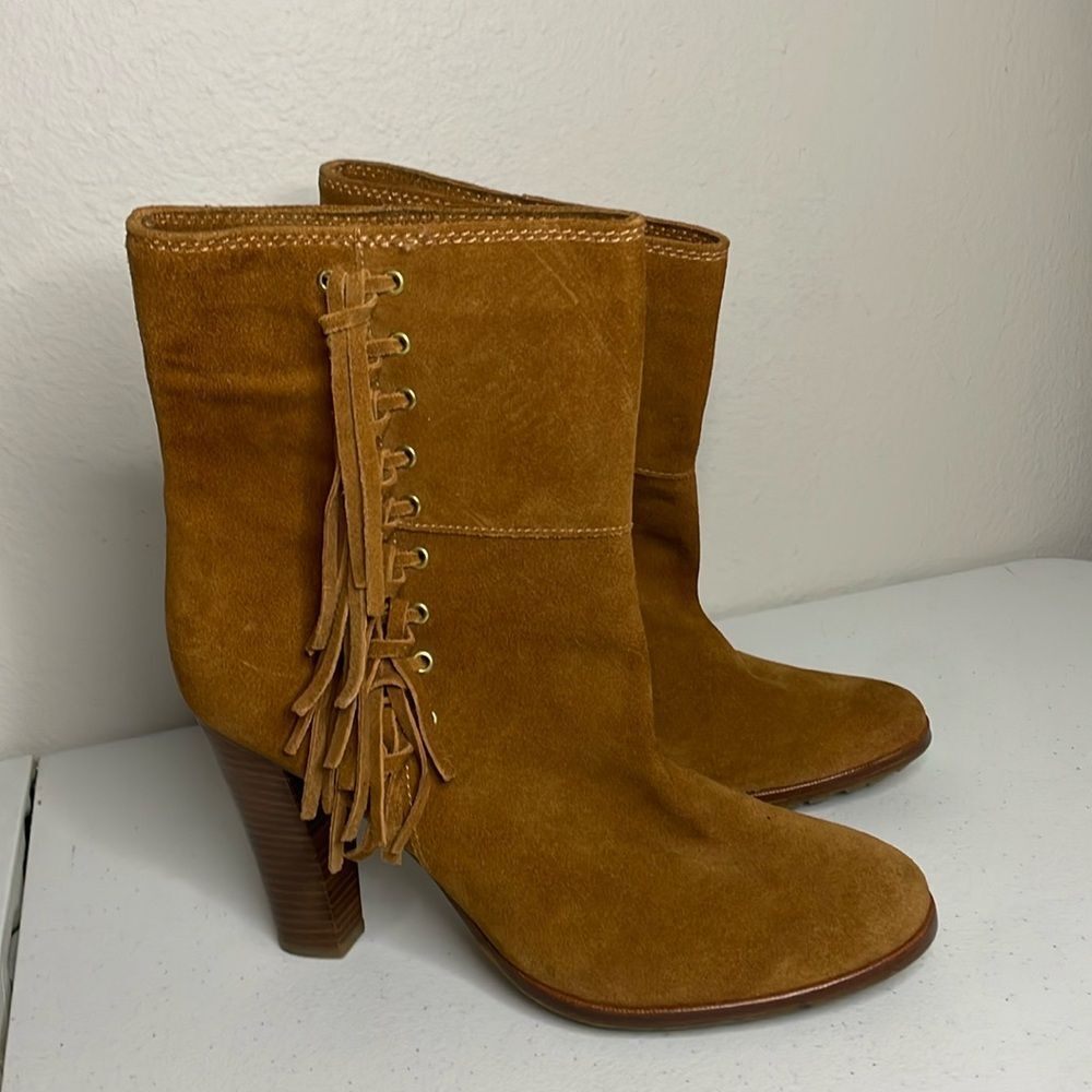 Coach " Tamsin " Boots Women's Size 11 B Brown Suede Side Tassel 4" Heel Pull On